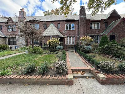 8626 62nd Ave, Flushing, NY, 11374