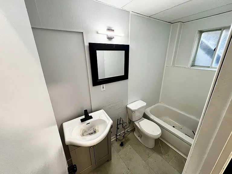 1011 Albert Rd #1 — Photo 7