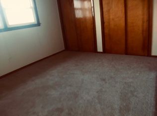 755 8th St, Carlstadt, NJ 07072