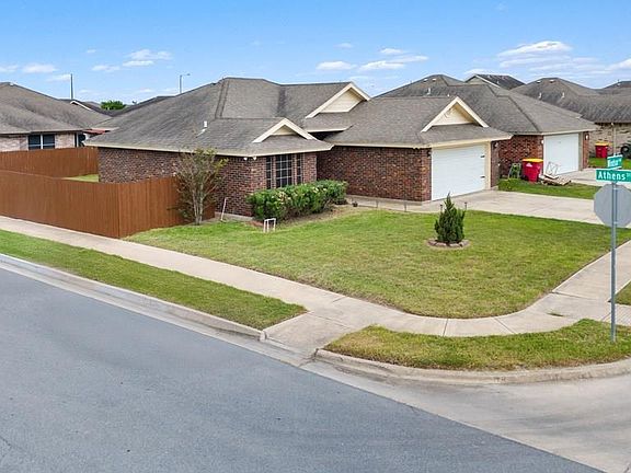 3rd image of 2501 Windsor Pl