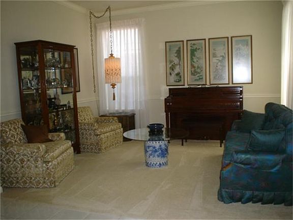 Beautiful, cozy, quiet formal living room