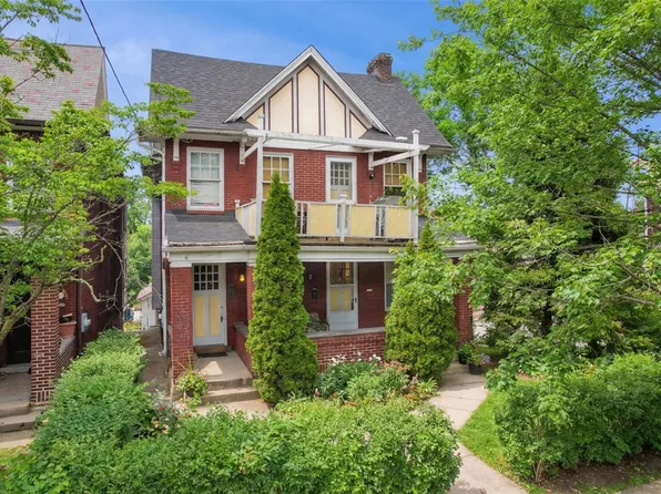 1033-1035 Farragut St, Pittsburgh, PA 15206