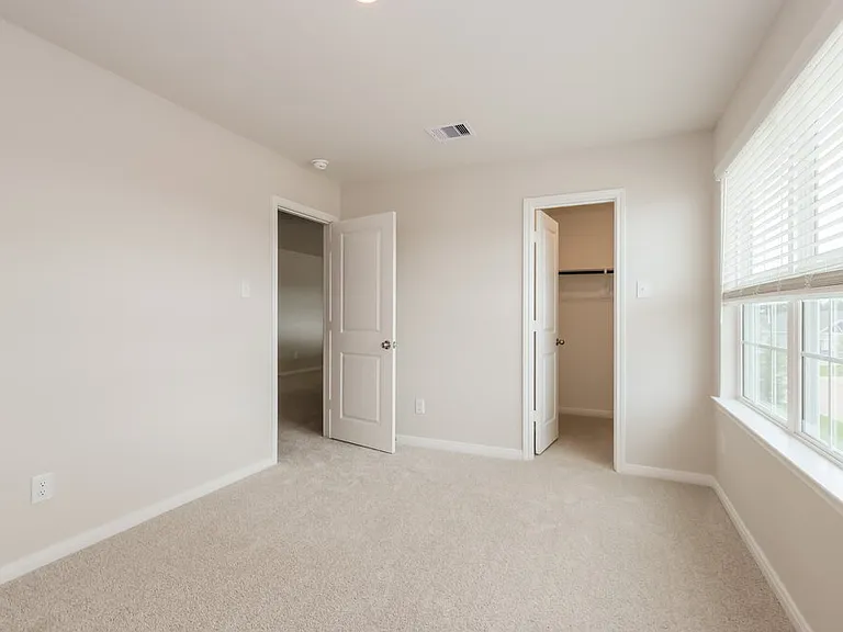 15652 Plum Brook Dr — Photo 17