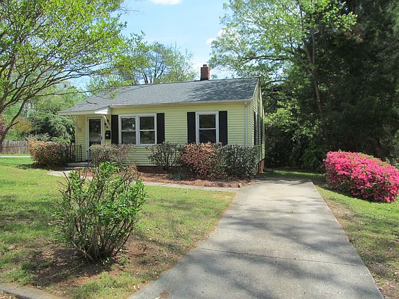 2nd image of 1047 Irving St