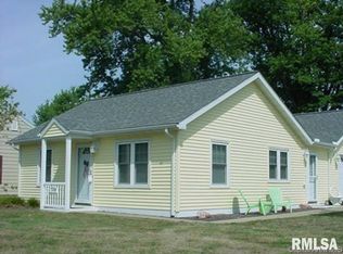 198 E Greenwood Ave, Jacksonville, IL 62650