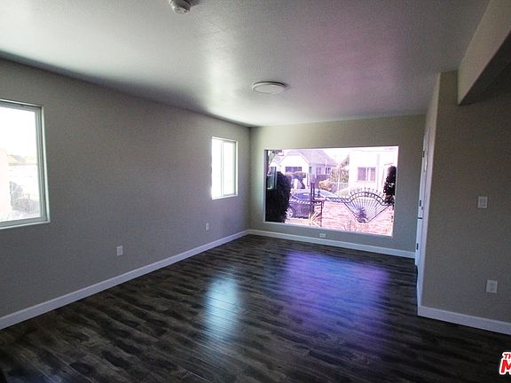 3rd image of 1700 W 65th Pl