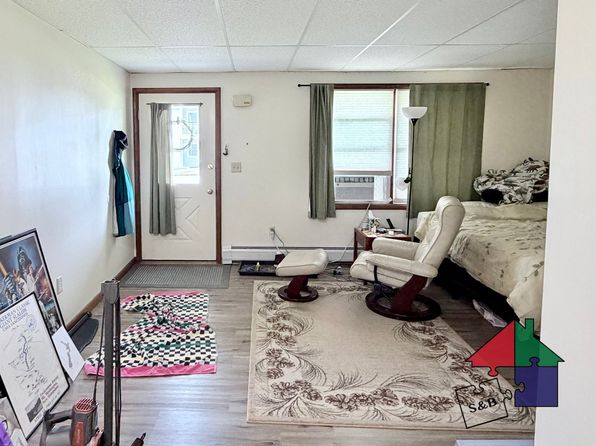 111-113 Allen St #113-10
