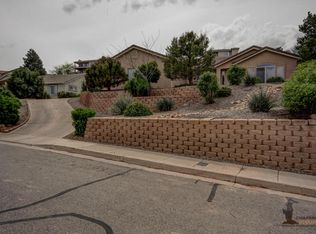 1821 W Phoenix Dr, St George, UT 84770