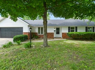 2658 S Hillsboro Ave, Springfield, MO 65804