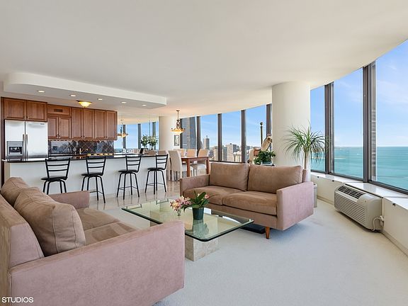 3rd image of 505 N Lake Shore Dr APT 4303