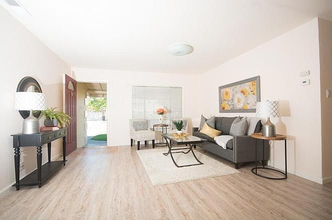 1st image of 7407 Camellia Ln