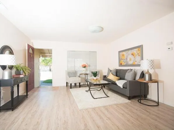 7407 Camellia Ln, Stockton, CA 95207