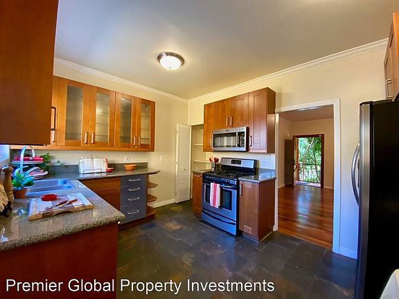2nd image of 605 N Tularosa Dr #8681720