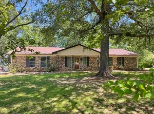 1170 Hampton Rd, Paris, TX 75462