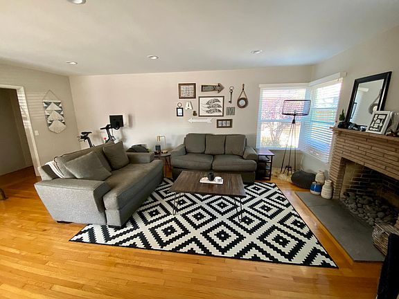 Living room viewed from front entrance. Tons of light. Great ventilation.