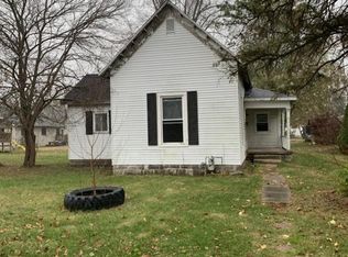 912 N Willow St, Rushville, IN