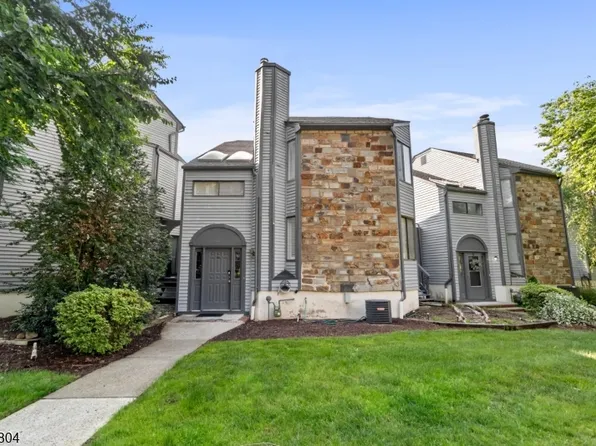 27 Delbarton Ct, Washington Twp., NJ 07840