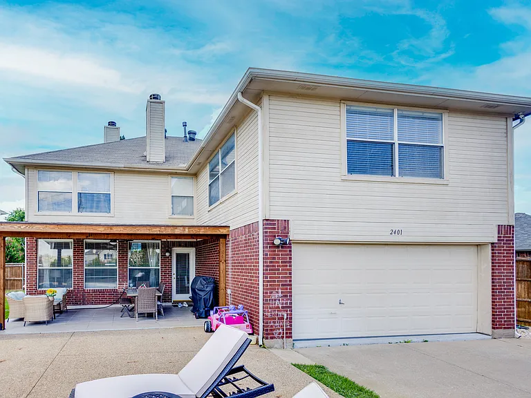 2401 Brycewood Ln — Photo 38