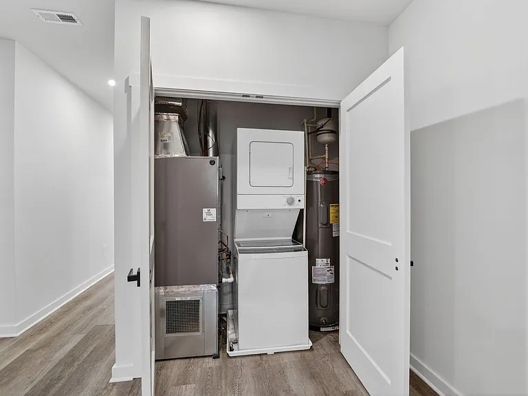 1321 Anacostia Rd SE — Photo 11
