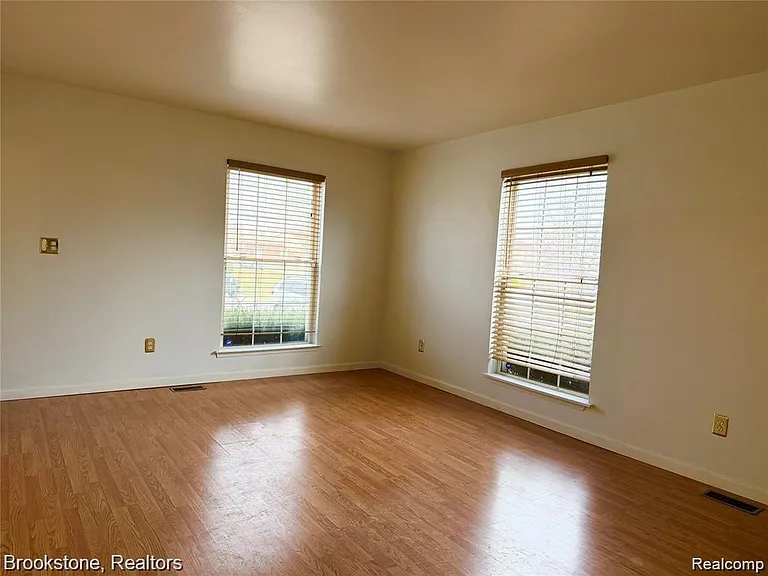 35214 Taffy Dr #66 — Photo 5