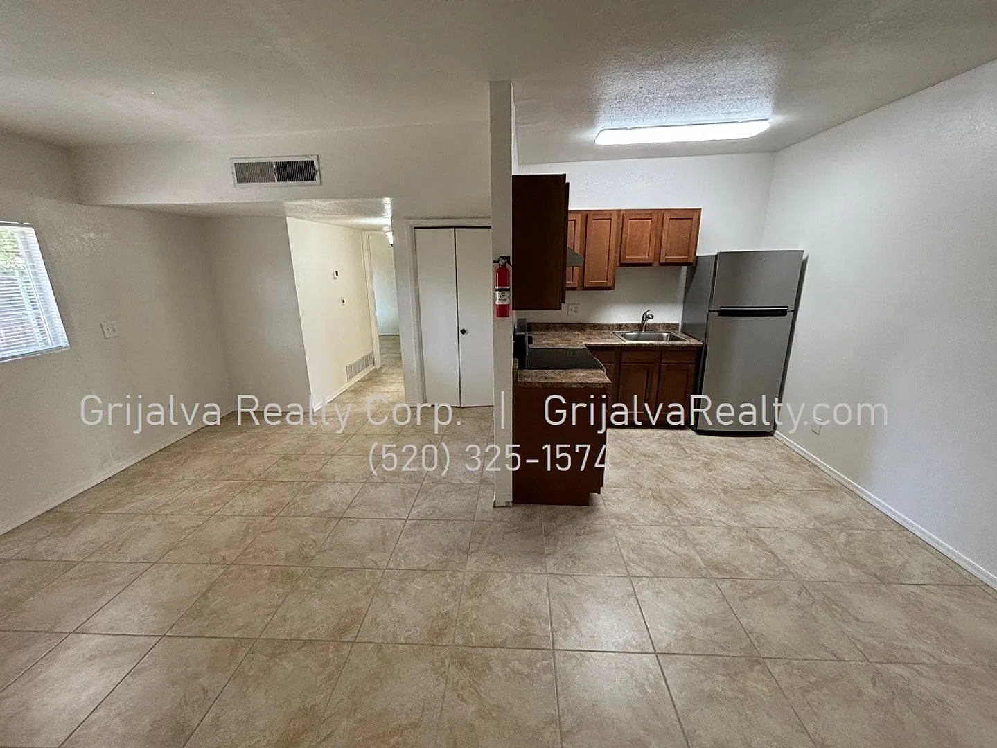 2415 N. Geronimo — Photo 3