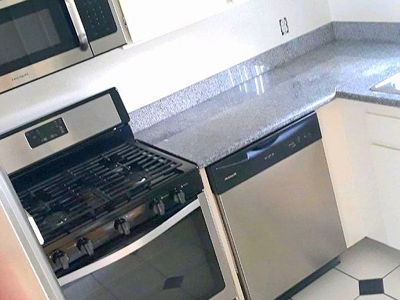 4th image of 818 Tularosa Dr #231