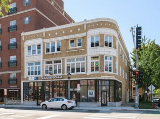 1051 Madison St #A, Oak Park, IL 60304