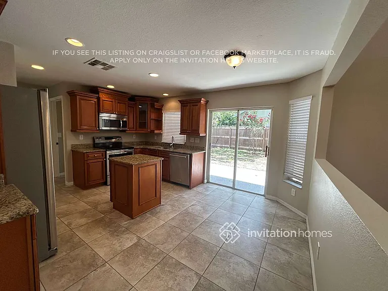 2404 Needham Dr — Photo 7