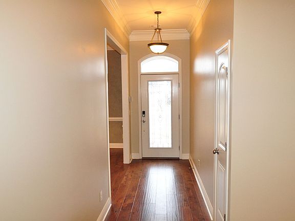 2nd image of 558 Ashton Oak Dr