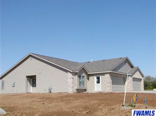 290 Pumpkin Ridge Ct, Columbia City, IN 46725