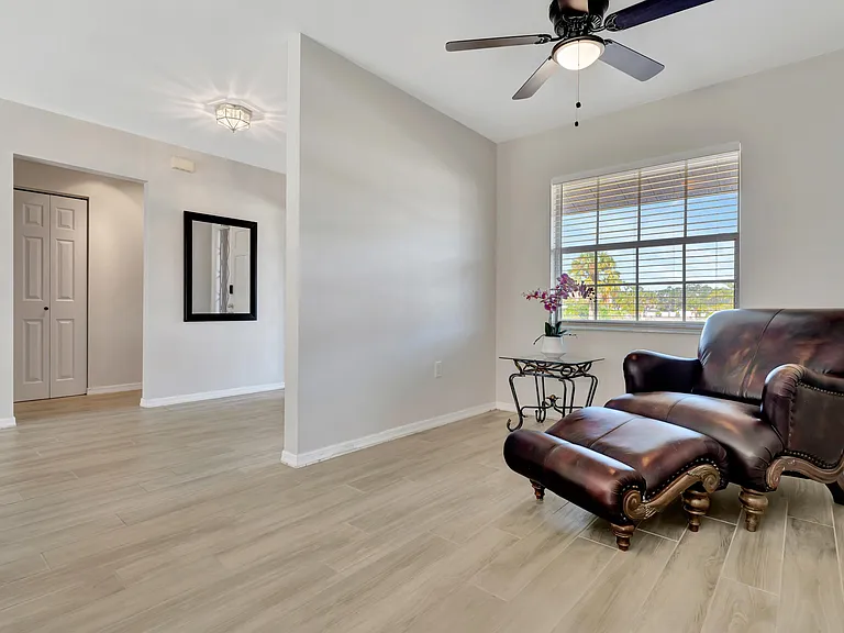 2916 Woodcrest Dr — Photo 14