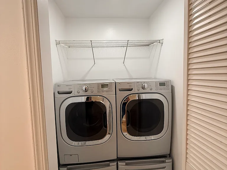 154 McAdoo Ave #1 — Photo 6