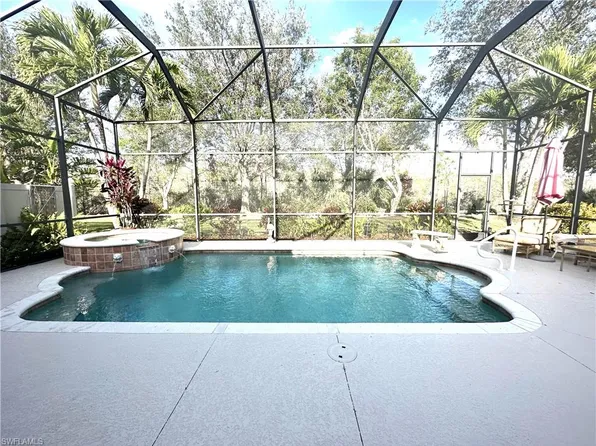 14508 Sterling Oaks Dr, Naples, FL 34110