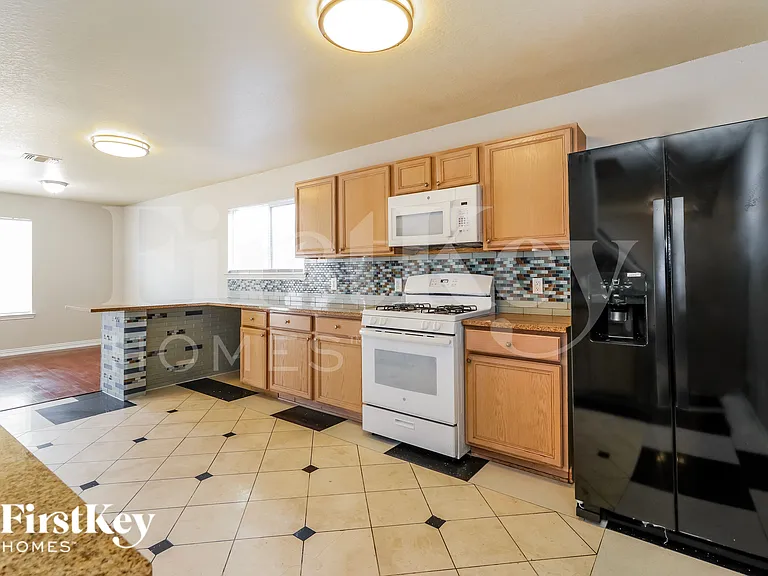 13227 Gatton Park Dr — Photo 8