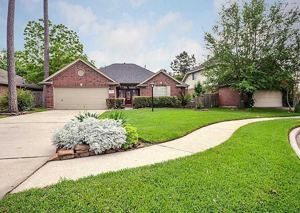 1st image of 26869 Palace Pines Dr
