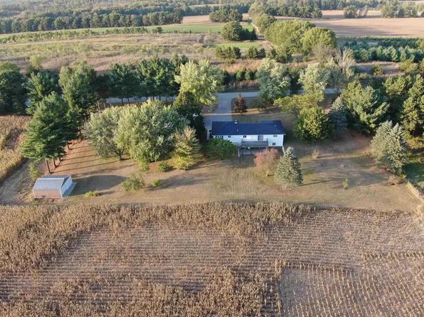 W5409 Grouse Dr, Endeavor, WI 53930