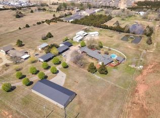 1200 E 39th St, Shawnee, OK 74804