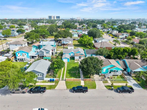 5319 Avenue O 1/2, Galveston, TX 77551