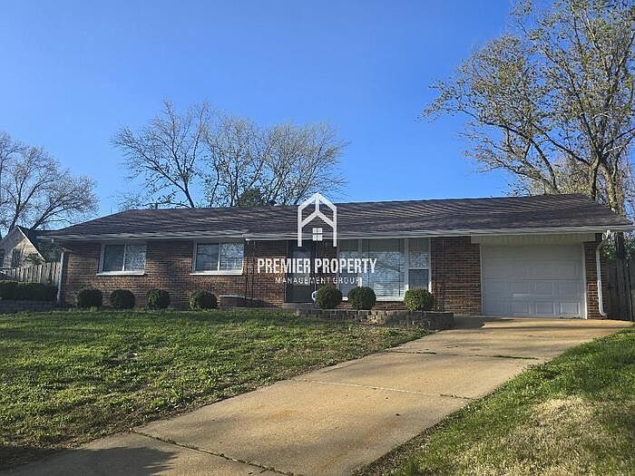 1st image of 3470 Lindscott Ave