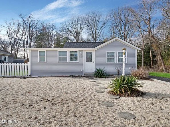 300 Hurley Avenue, Bayville, NJ 08721