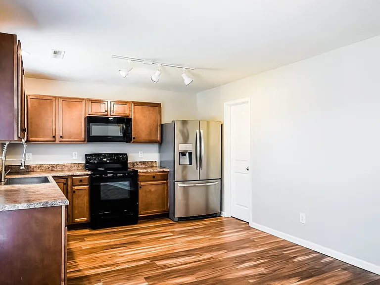 42 Nevada Ct — Photo 8