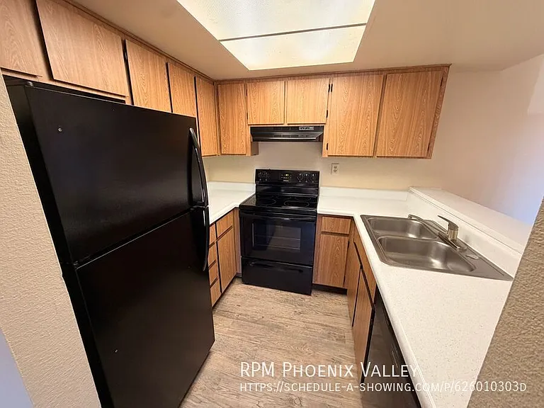 825 S River Dr — Photo 8
