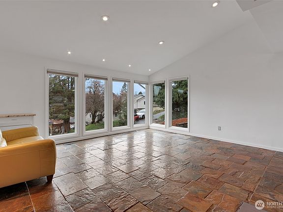 4th image of 2356 S Angeline Street