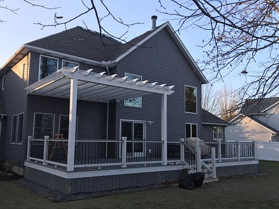 5th image of 785 Blossom Dr