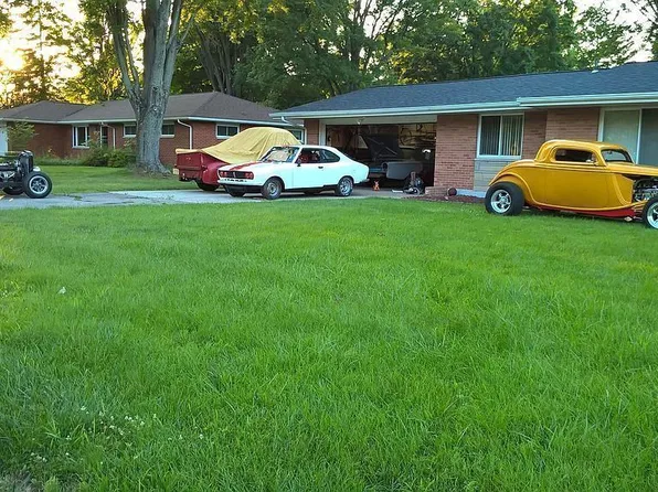 2094 Marcia Dr, Bellbrook, OH 45305