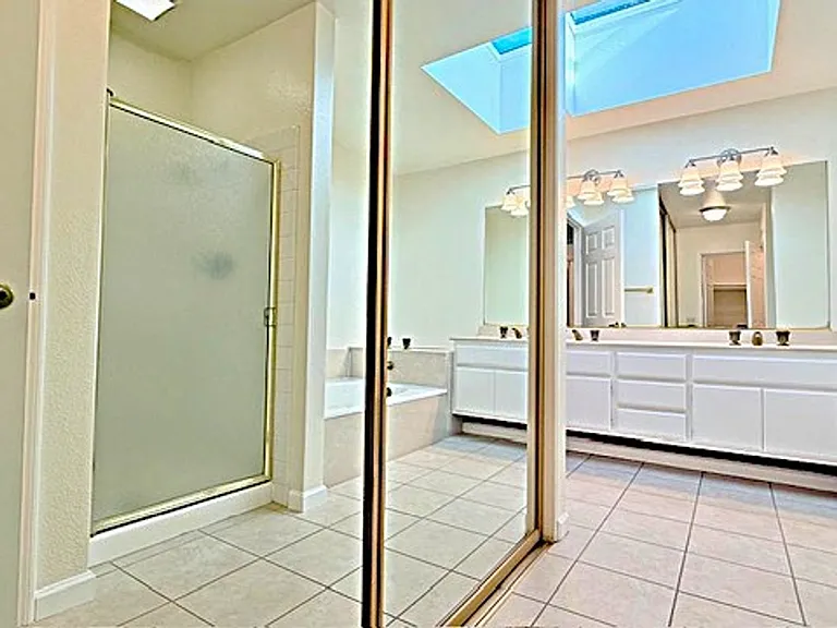 506 Silver Lake Dr — Photo 23