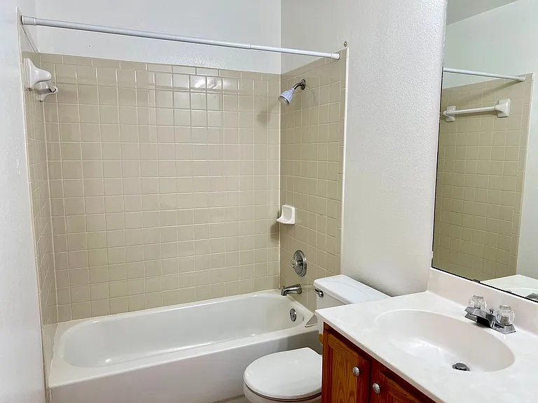 10605 Royal Tara Cv — Photo 12