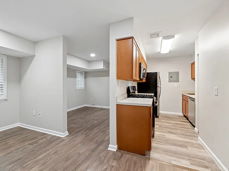 7 Silverwood Cir #3 — Photo 14