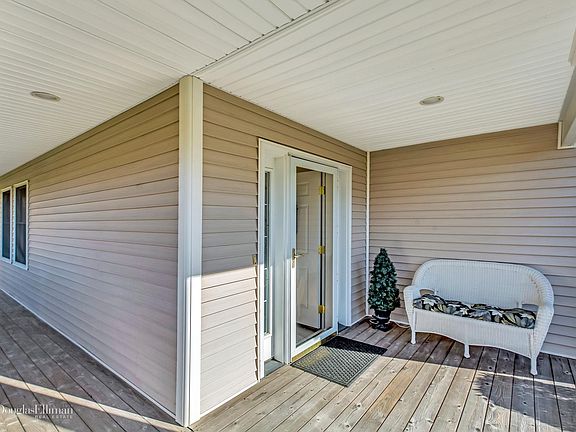 2nd image of 3404 Willow Pond Dr