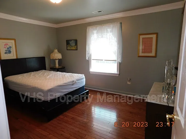 2055 Freeman Dr — Photo 14